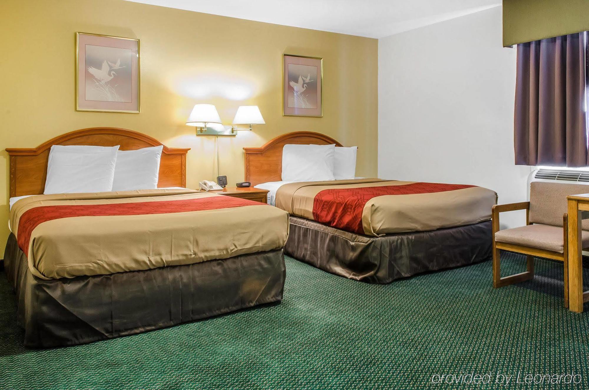 Econo Lodge Inn & Suites Denver Luaran gambar
