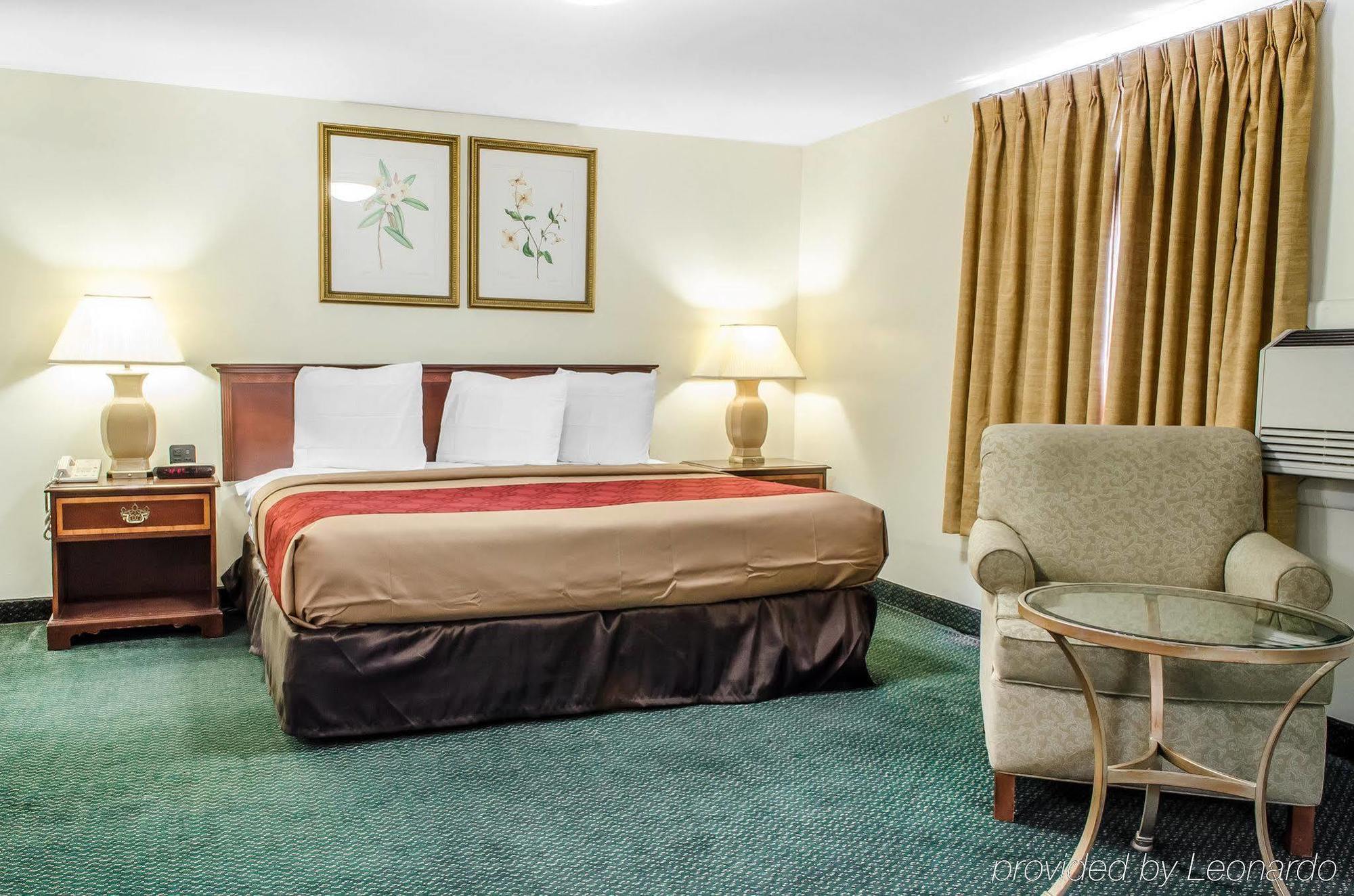 Econo Lodge Inn & Suites Denver Luaran gambar
