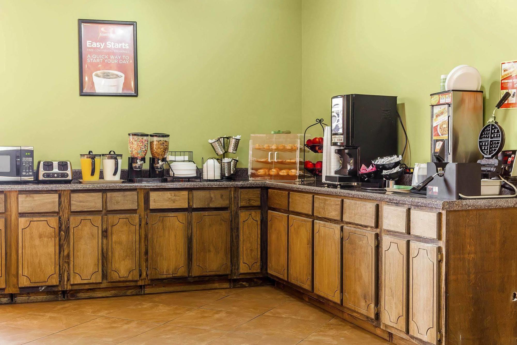Econo Lodge Inn & Suites Denver Luaran gambar